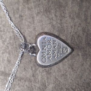 Gucci Sterling Silver Omnia Amor Antibus Necklace